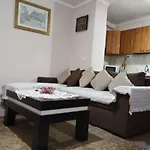 Cozy Breeze דירה דורס